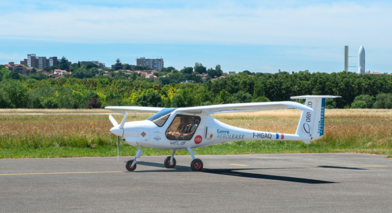 Des vols en avion électrique pour sensibiliser à l’aviation décarbonée