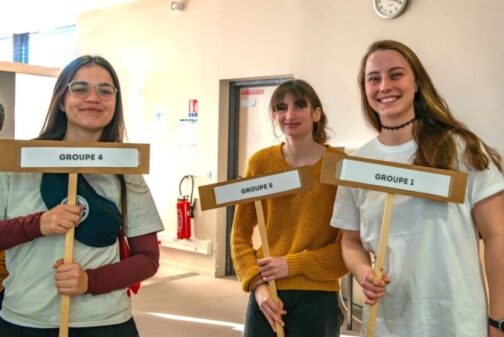 Campus au féminin : sensibiliser les jeunes filles aux carrières scientifiques