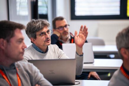 Former vos clients, vos partenaires et vos collaborateurs à l'international